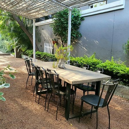 Waterhouse Guest Lodge In Muckleneuk Pretoria-Noord Eksteriør billede