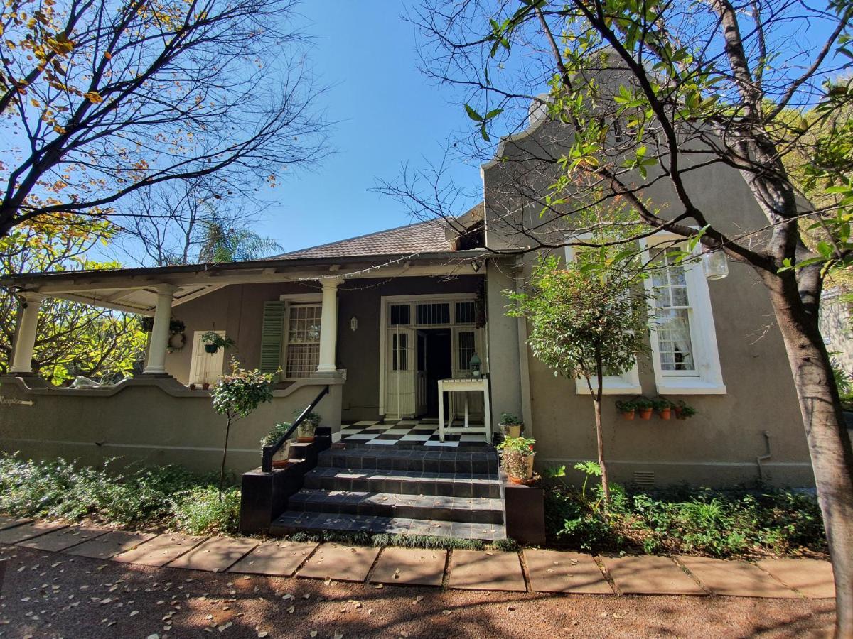 Waterhouse Guest Lodge In Muckleneuk Pretoria-Noord Eksteriør billede
